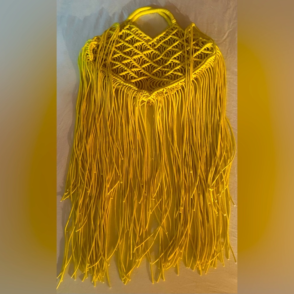 🚨SOLD!!!🚨BOHO Yellow Fringe Macramé Bag NWOT - Picture 1 of 6